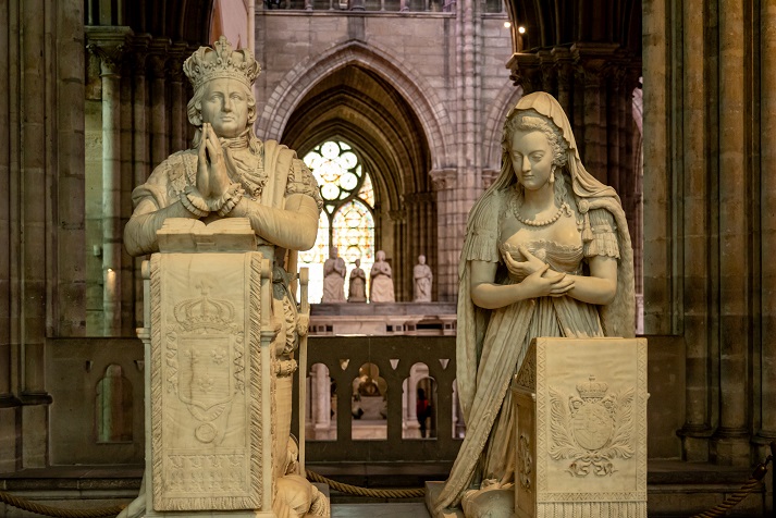 Sculptures of King Louis XVI and Marie Antoinette on their grave in Saint Denis Basilica in Paris France