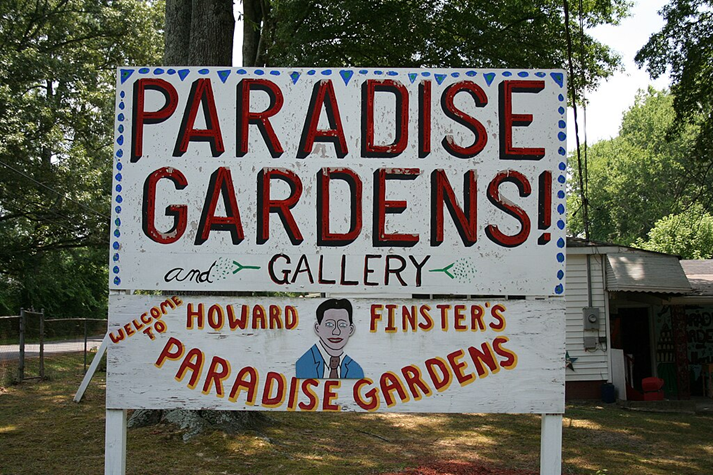 sign for Paradise Gardens 